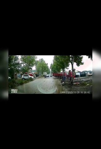 Truck Driver Has Fun With A Passing Biker
