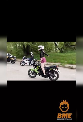 Hey Everyone I Need Some Attention