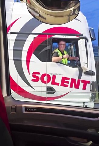 Ronnie Pickering Just Got A Truck