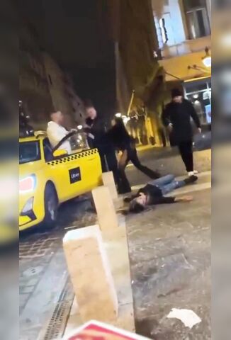 Taxi Driver Leaves Girl Slept On The Sidewalk After Kicking His Door