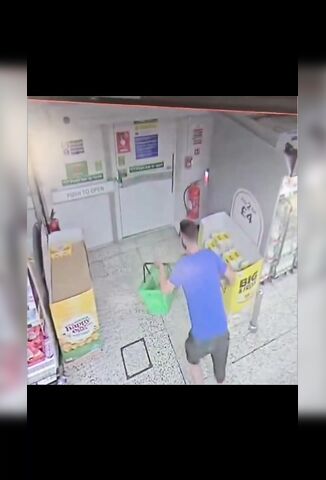 Thief Snaps His Knee Ligament Attempting To Smash His Way Out