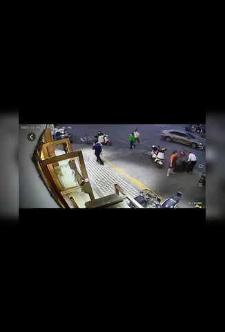 Terrible Accident Today In China Car Hits Multiple Pedestrians