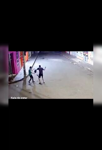 Drug Addicts Snatch Mans Phone Then One Fatally Stabs Him Trying To Escape