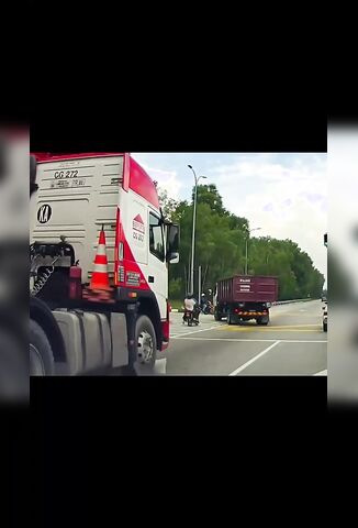 Two Bikers Taking A Shortcut Run Into A Turning Truck 1 Killed 1 Maimed