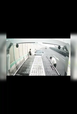 Recovery Truck Driver Hit By Blind Van Driver