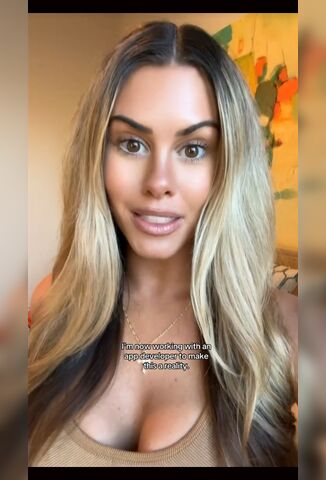 To Date This Plastic-Infused Duck Face Single Mom You Must Pay A Cash Deposit