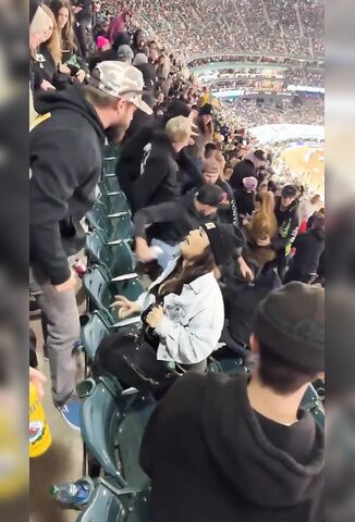 Bitch Started It Then Started Crying When Her Man Got Hit