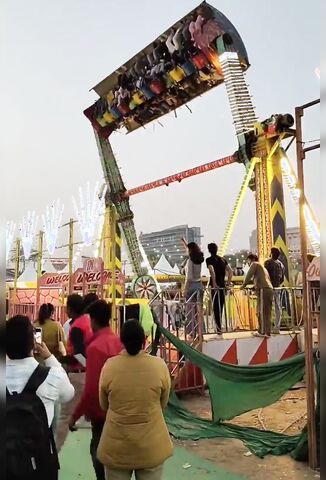 New Footage Of Indian Carnival Ride Accident
