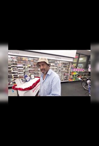 Pred Hunter Punches Guy To The Floor During Sting