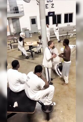 Black Sneak Attack On White Inmate Backfires