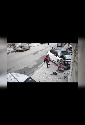 Woman Mistakes Gas Pedal For The Brake