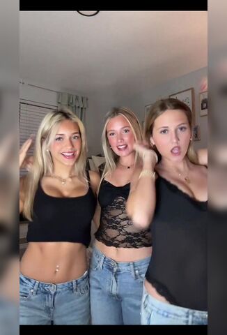 Slutting Out On The Internet Is Always Better With Friends