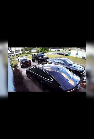 Guy Buys A Car On Marketplace And Does This 2 Minutes Later