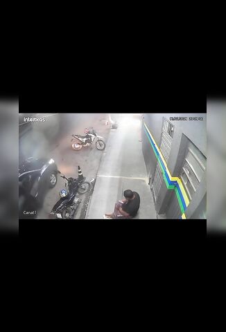 Man Doom Scrolling On His Phone Shot Multiple Times By Rival