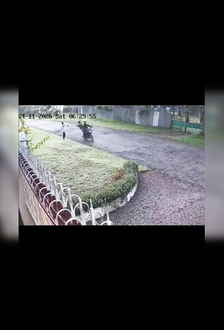 Man Attacked With A Metal Pole By Two Men ON A Scooter