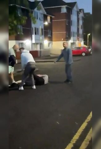 Crazed Somali Tries To Kill A Man In Belfast Last Night
